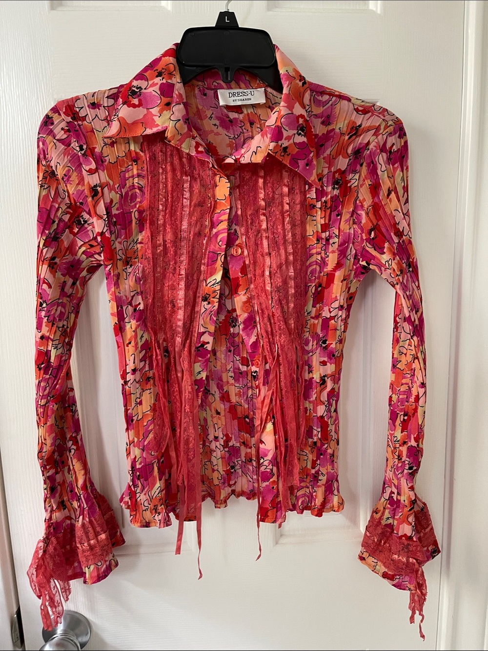 Dress-U Pink & Red Floral Tie-Front Button Down Blouse